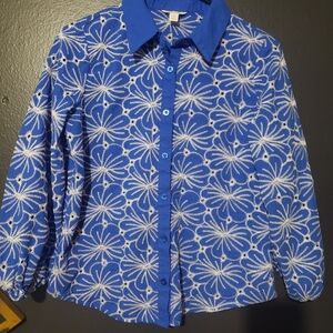 68. Cato Blue Collared Eyelit Shirt with White Embroidery Sz M